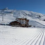 Hotel Bucaneve 2*